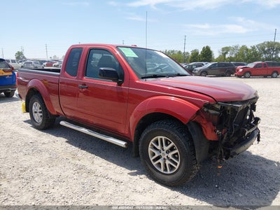 NISSAN FRONTIER 2015