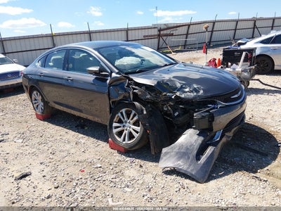 CHRYSLER 200 2015