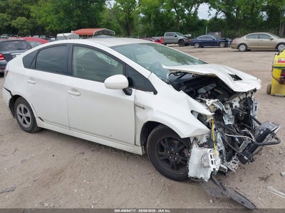 TOYOTA PRIUS 2013