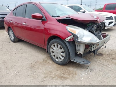 NISSAN VERSA 2015