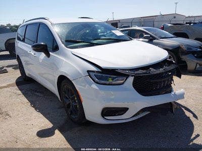 CHRYSLER PACIFICA 2024
