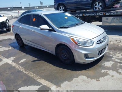 HYUNDAI ACCENT 2015