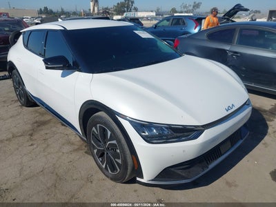 KIA EV6 2024
