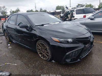 TOYOTA CAMRY 2023