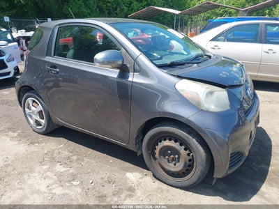 SCION IQ 2012