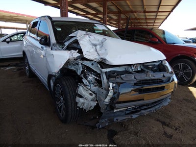 MITSUBISHI OUTLANDER 2016