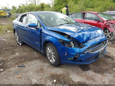 FORD FUSION HYBRID 2017