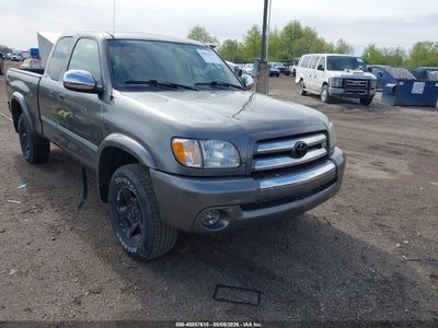 TOYOTA TUNDRA 2004