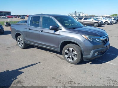 HONDA RIDGELINE 2017