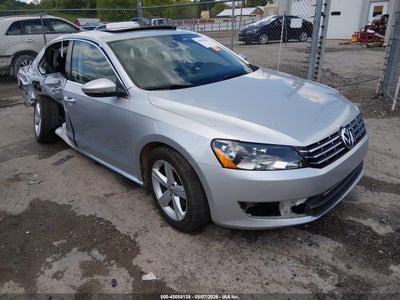 VOLKSWAGEN PASSAT 2013