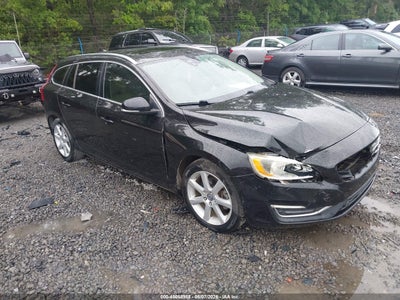 VOLVO V60 2016