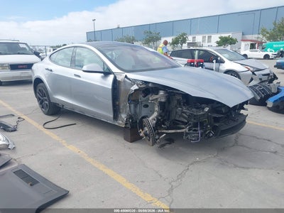 TESLA MODEL S 2024