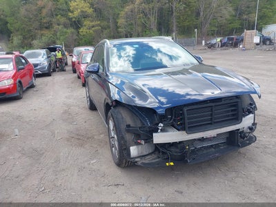 GENESIS GV70 2024