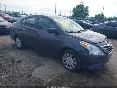 NISSAN VERSA 2015
