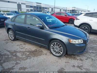 VOLVO S40 2010
