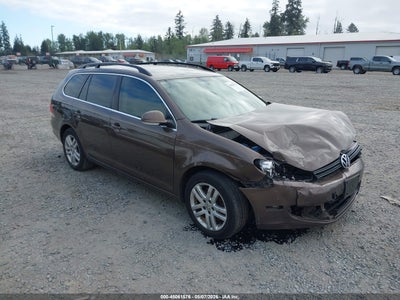 VOLKSWAGEN JETTA SPORTWAGEN 2011