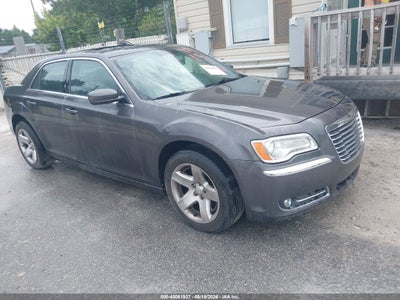 CHRYSLER 300 2013