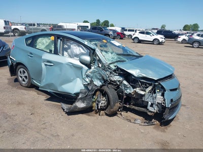 TOYOTA PRIUS 2015