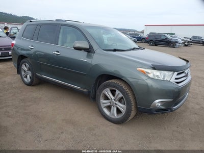 TOYOTA HIGHLANDER 2013