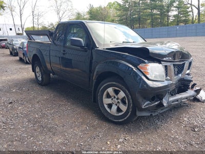 NISSAN FRONTIER 2012