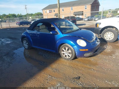 VOLKSWAGEN NEW BEETLE 2008