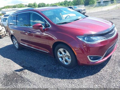 CHRYSLER PACIFICA 2017