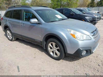 SUBARU OUTBACK 2014