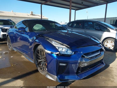 NISSAN GT-R 2019
