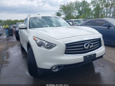 INFINITI QX70 2014