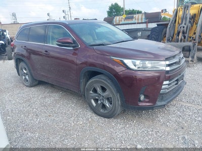 TOYOTA HIGHLANDER 2017