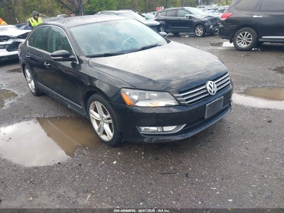 VOLKSWAGEN PASSAT 2015