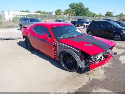 DODGE CHALLENGER 2015