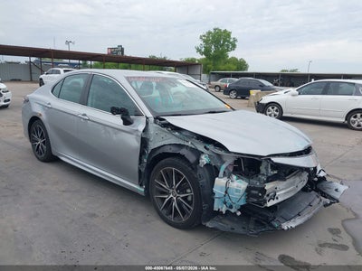 TOYOTA CAMRY 2021