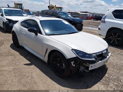 TOYOTA GR86 2025