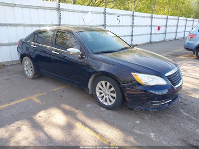 CHRYSLER 200 2014
