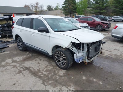 MITSUBISHI OUTLANDER 2016
