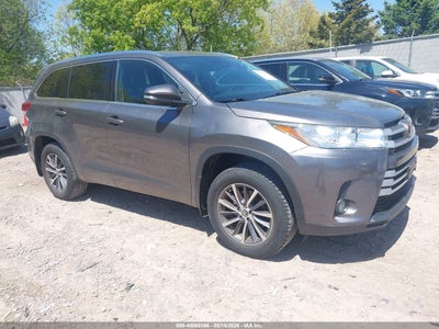 TOYOTA HIGHLANDER 2018