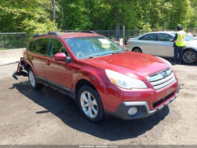 SUBARU OUTBACK 2013