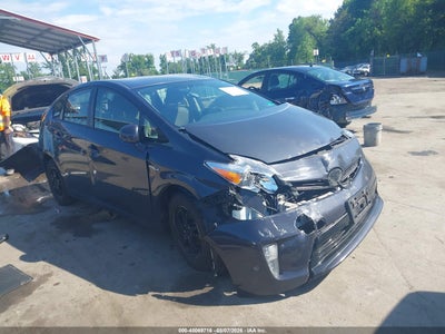TOYOTA PRIUS 2014