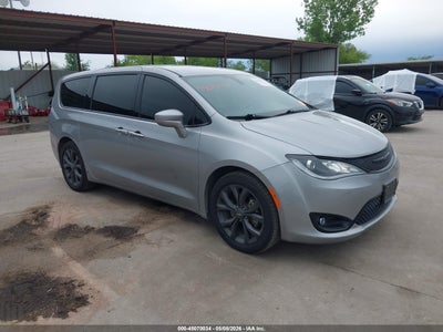 CHRYSLER PACIFICA 2019