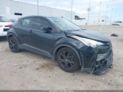 TOYOTA C-HR 2021