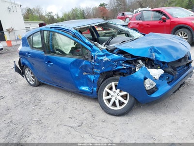 TOYOTA PRIUS C 2012
