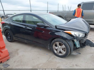 HYUNDAI ELANTRA 2013