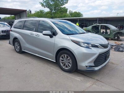 TOYOTA SIENNA 2022