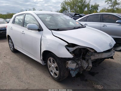 TOYOTA MATRIX 2012