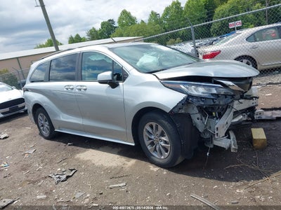TOYOTA SIENNA 2023