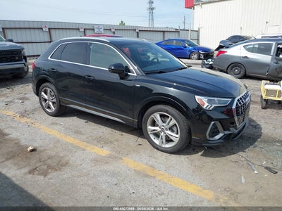 AUDI Q3 2021