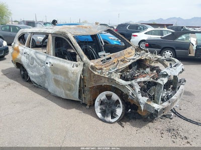 TOYOTA HIGHLANDER 2023