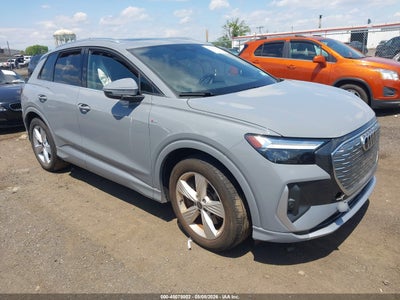 AUDI Q4 E-TRON 2024