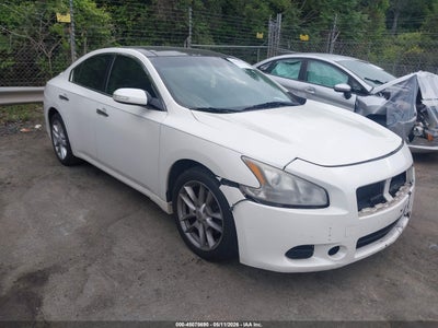 NISSAN MAXIMA 2011